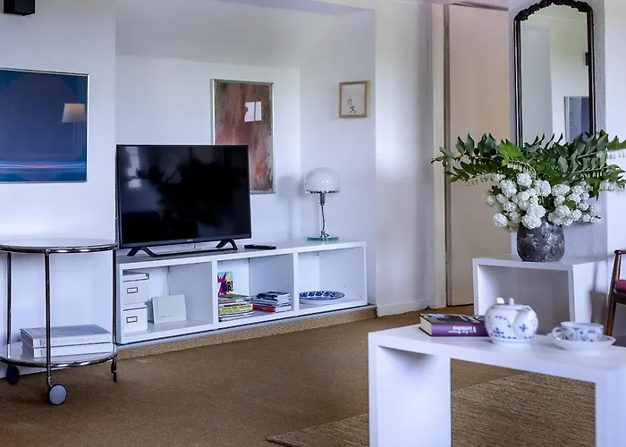 Im Gruenen Cottage33 *